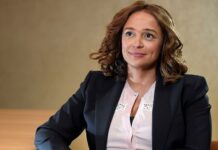 Haweeneyda ugu taajirsan Qaarada Afrika oo dacwad culus lagu soo oogay.