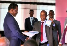 Madaxweyne Qoor Qoor oo la kulmay Gudiga labada Gole ee dhameystirka dastuurka