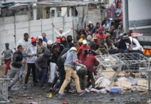 K/Africa oo lagu boobay dukaaman ay leeyihiin ganacsata Soomaali