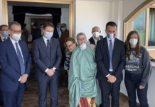 Silvia Romano  oo idoo Xijaaban Roma lagu soo dhaweeyay(Sawirro)