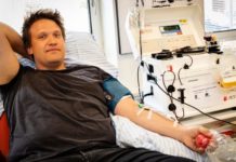 Nin udhashay Danmerk oo dhiigisa lagu daweeyay dad qaba Covid-19