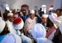 Madaxweynaha Puntland oo la Ciiday shacabka Magaalada Gaakacyo+Sawiro