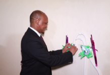 Ku simaha Ra’iisal wasaaraha Soomaaliya oo daahfuray Musawaca lagu hagayao Maraakiibta Dekadda Muqdisho Daawo+Sawiro