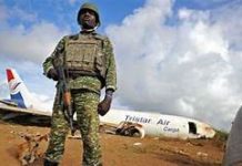 Diyaarad xamuul oo ku bur burtay garoonka diyaaradaha degmada Dhoobley