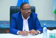 Madaxweyne Deni oo Eedeeyn Kulul U Jeediyay Wasiirka Sii haayaha Wasiirka Waxbarashada Soomaaliya
