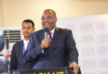 Madaxweyne Deni oo kulan soo dhaweeyn ah loogu sameeyay Muqdisho +Sawiro Daawo