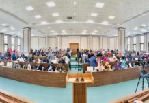 Xildhibaanada Labada Aqal ee Baarlamaanka Soomaaliya oo Kulan ka doodaya Heshiiskii doorashooyinka