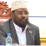 Ahmed Madoobe oo Amaan iyo bogaadin ujeediyay Wasaaradda Waxbarashada Soomaaliya .