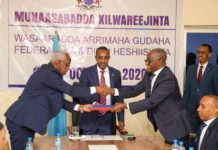 Wasiirka Cusub Wasaarada Arimaha Gudaha Xukuumadda Federaalka Soomaaaliya oo Xilka la Wareegay