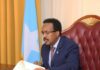 Madaxweyne Farmaajo oo Saxiixay Heshiiskii Siyasadeed ee Doorashooyinka Dadban labada Aqal Baarlamaanka Soomaaliya ay Meelmariyeen