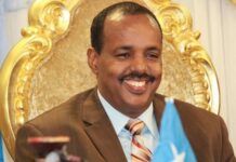 Dhageyso: Xildhibaan hore Cabdi Barre Jibriil oo sharci darro ku Tilmaamay Qaraarkuu uu Saxiixay Madaxweyne Farmaajo