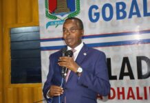 Maamulka Gobolka Banaadir oo soo dhaweeyay 13 Kursi uu gobolka Banaadir ka helay Aqalka Sare