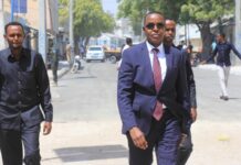 Gudoomiye Cumar Filish oo kormeeray Dhismaha Wadada Maanaboolyo iyo Afarta Darjiino