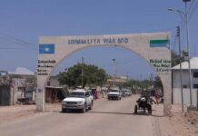 shacabka Xaafadaha Magaalada Kismaayo oo biyo la,aan ka cabanaya