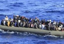 Ciidamada Badda Tuniisiya oo badbaadiyay Dad Tahriibayaal ah oo Soomaali ay ku jiraan