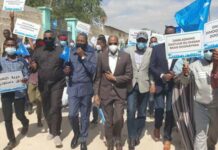 Ciidamada Dawlada oo Rasaas ku kala Eryay Dibad baxayaal