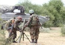 Ciidanka Amisom oo duqeeyay guryo ay degan yihiin Dad shacab ah