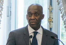 Wasiir Beyle oo Hambalyo u diray Agaasimaha cusub ee maamulka iyo Madaxweyne ku xigeenka Hey’adda Caalamiga ah ee Maaliyadda ( IFC ) Makhtar Diop.