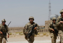 Maraykanka oo Soomaaliya ku soo celinaya Ciidamadii uu ka saaray