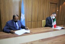 Dawladaha Soomaaliya iyo Talyaaniga oo Heshiis kala Saxiixday+Sawiro