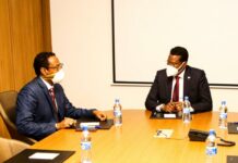 Madaxweyne Qoor Qoor iyo Safiirka Jabuuti ee Soomaaliya oo ku kulmay Muqdisho