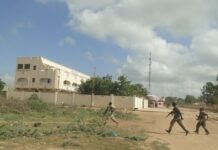 Meydadka laba Ruux oo lagu arkay duleedka Magalada Jowhar