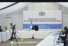 Madaxweyne Farmaajo iyo maamulada Taageersan oo maalintii 4aad shir uu Uga socdo Muqdisho