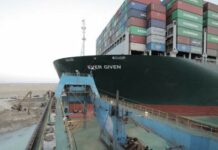 Markabkii xiray Kanaal Suweys oo la leexiyay