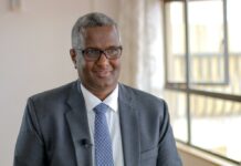 Siyaasiga Cabdiraxmaan Cabdishakuur oo soo iibsaday Baabuur dagaal iyo Hub tiro badan