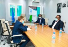 Madaxweynaha Puntland & Safiirka Sweden oo ka wada hadlay khilaafka doorashada