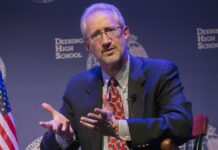 Danjirihii hore Maraykanka ee Soomaaliya Stephen Schwartz oo Eedeeyn Kulul u Jeediyay Madaxweyne Farmaajo