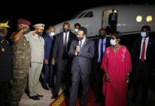 Madaxweyne Farmaajo oo lagu soo dhaweeyay Dalka Koongo+ Sawiro Daawo