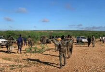 Ciidamo la kala dhex-dhigay Maleeshiyaad ku dagaalamay Gobolka Hiiraan.