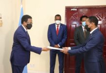 MADAXWEYNE FARMAAJO OO WARQADAHA AQOONSIGA DANJIRENIMO KA GUDDOOMAY SAFIIRKA CUSUB EE ITOOBIYA