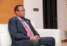 Guudlaawe oo xildhibaanada Hiiraan u sheegay inuusan wax ka qaban karin qorshaha Villa Somalia