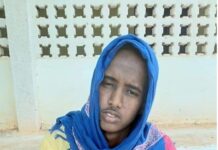 Booliska Soomaaliya oo soo bandhigay Nin ka tirsan Al-Shabaab oo isku dhiibay