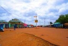 DHAGEYSO: Gudoomiyaha degmada leego ee gobolka Shabeelaha Hoose oo soo dhaweeyay Isbaarooyin la qaaday