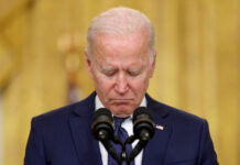 Joe Biden oo sheegay in ay ka aargudan doonaan ururka ISIS oo ka dambeeyay weerarkii Kabul.
