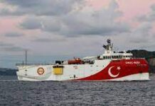 Markab laga leeyahay Turkey oo lagu weeraray meel ka baxsan xeebaha Muqdisho