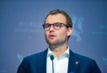 Kjell Ingolf Ropstad oo iska casilay Hogaanka Xisbiga KRF.