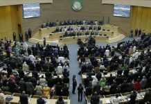 Midowga Afrika oo cambaareeyay afgembigii ka dhacay Guinea