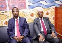 Cabdi qaybdiid iyo Cabdi Xareed oo ku guuleystay doorashadii ka dhacday Dhuusamareeb