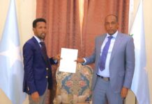 Taliye Yaasiin Farey oo si rasmi ah u qaatay aqoonsiga musharaxnimo.