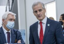 Ra,isul wasaaraha dalka Noway oo ka qeyb galaya shirka looga hadlayo wax ka badalka cimilada ee ka socda dalka scotland.