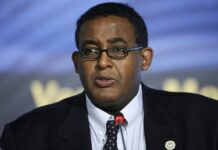 Muxuu yahay khaladka uu galay Cumar Cabdirashiid ?