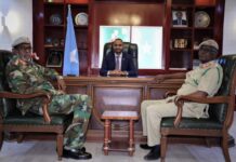 Wasiirka Gaashaandhigga oo Xafiiskiisa kula kulmay Saraakiil Ciidan