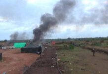 Lahore ee dalka Pakistan oo Qarax lala beegsaday goobo ganacsi