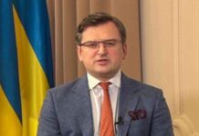 Dmytro “Qof Kasta Oo Tagaya Wada-Xaajoodka Ruushka Waa Inuusan Wax Cunin, Waxna Cabin”