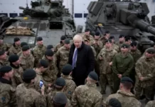 UK Oo War Ka Soo Saartay Ciidamadda Ruushka Ee Jooga Ukraine